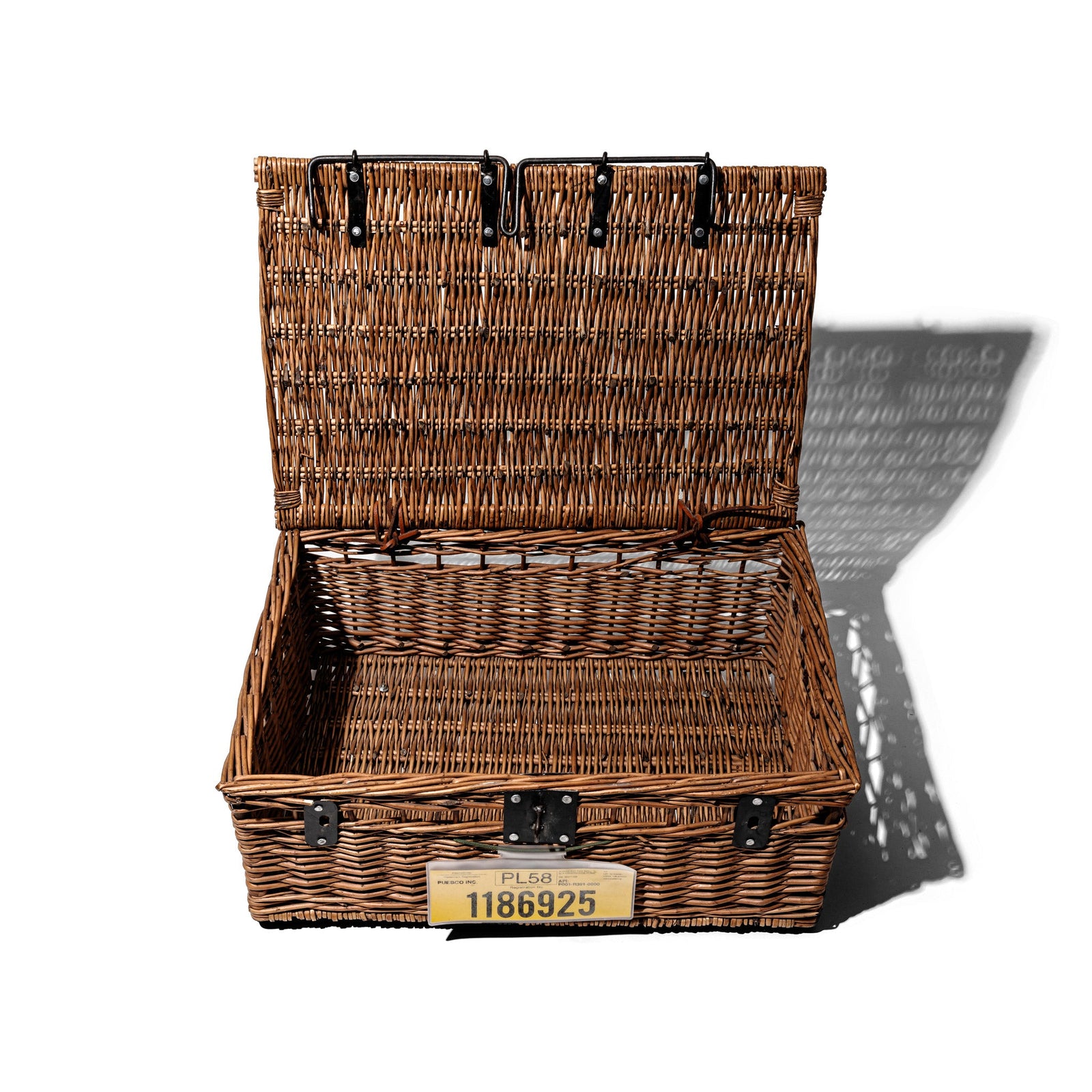ROUND TRIP BASKET – PUEBCO EUROPE
