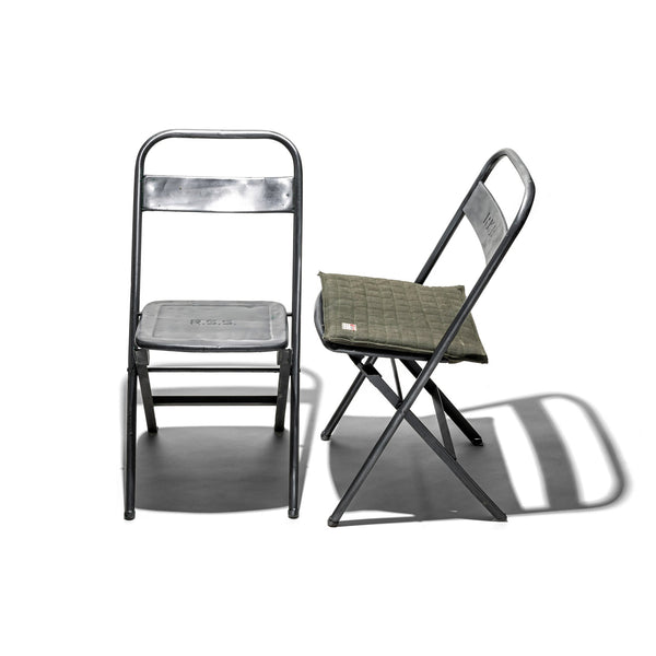 VINTAGE STEEL FOLDING CHAIR / Natural
