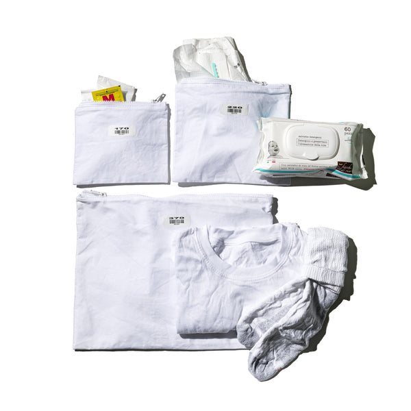 PLAIN POUCH / 220